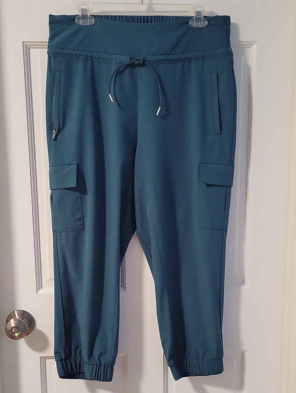 Women's Kyodan Teal Cropped Cargo Jogger Pants